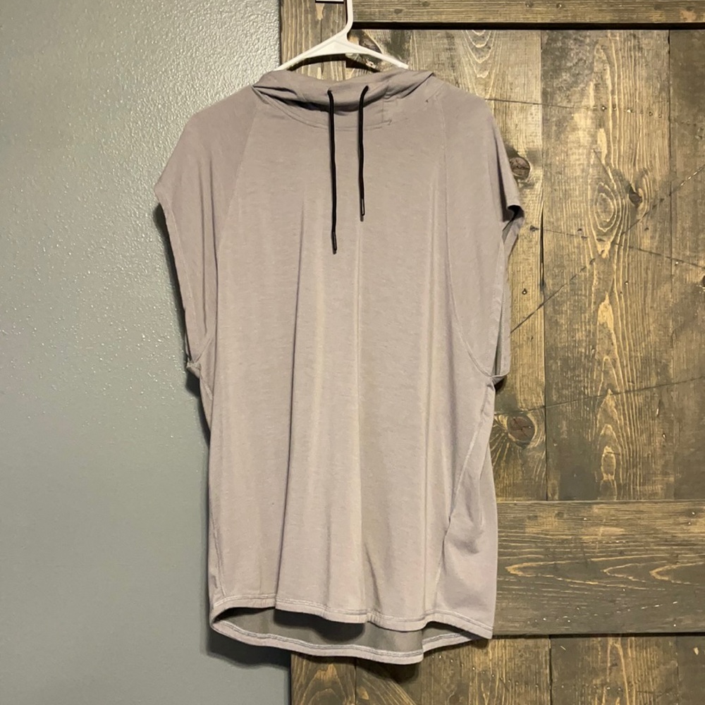 MENS H&M training tee